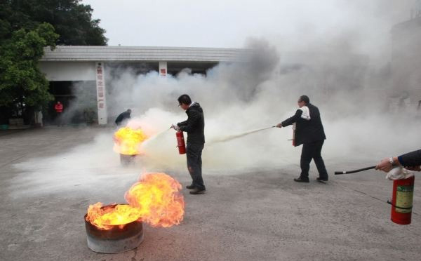 全面提升安全意识:关于消防贵州应急演练的关键步骤与策略 全面提升安全意识:关于消防贵州应急演练的关键步骤与策略